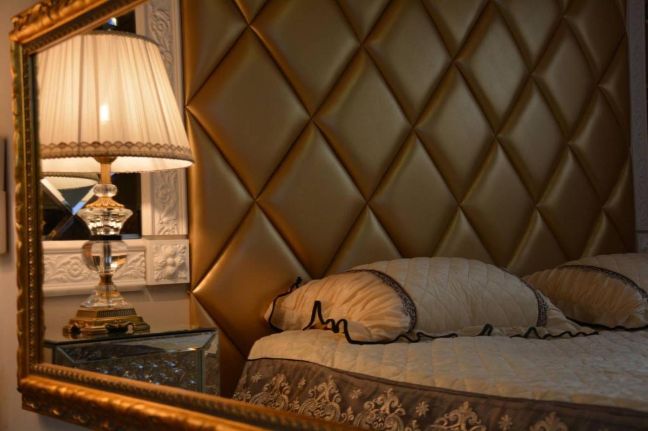 Le Petit Versailles Vernon  Extérieur photo