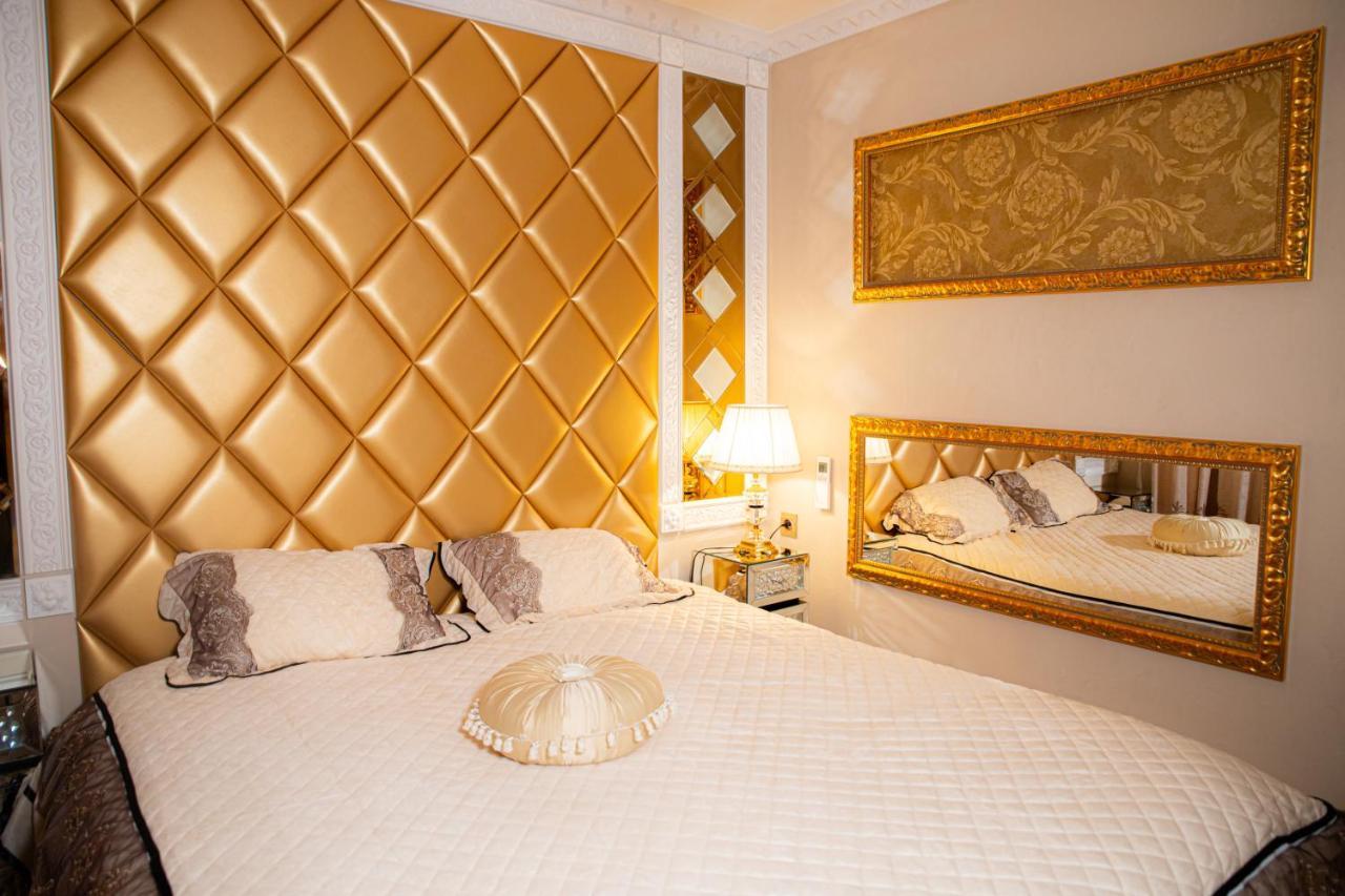 Le Petit Versailles Vernon  Extérieur photo